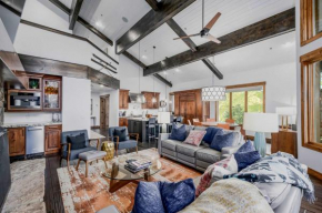Luxury Deer Valley, Escape Hot Tub & 4 Fireplaces!
